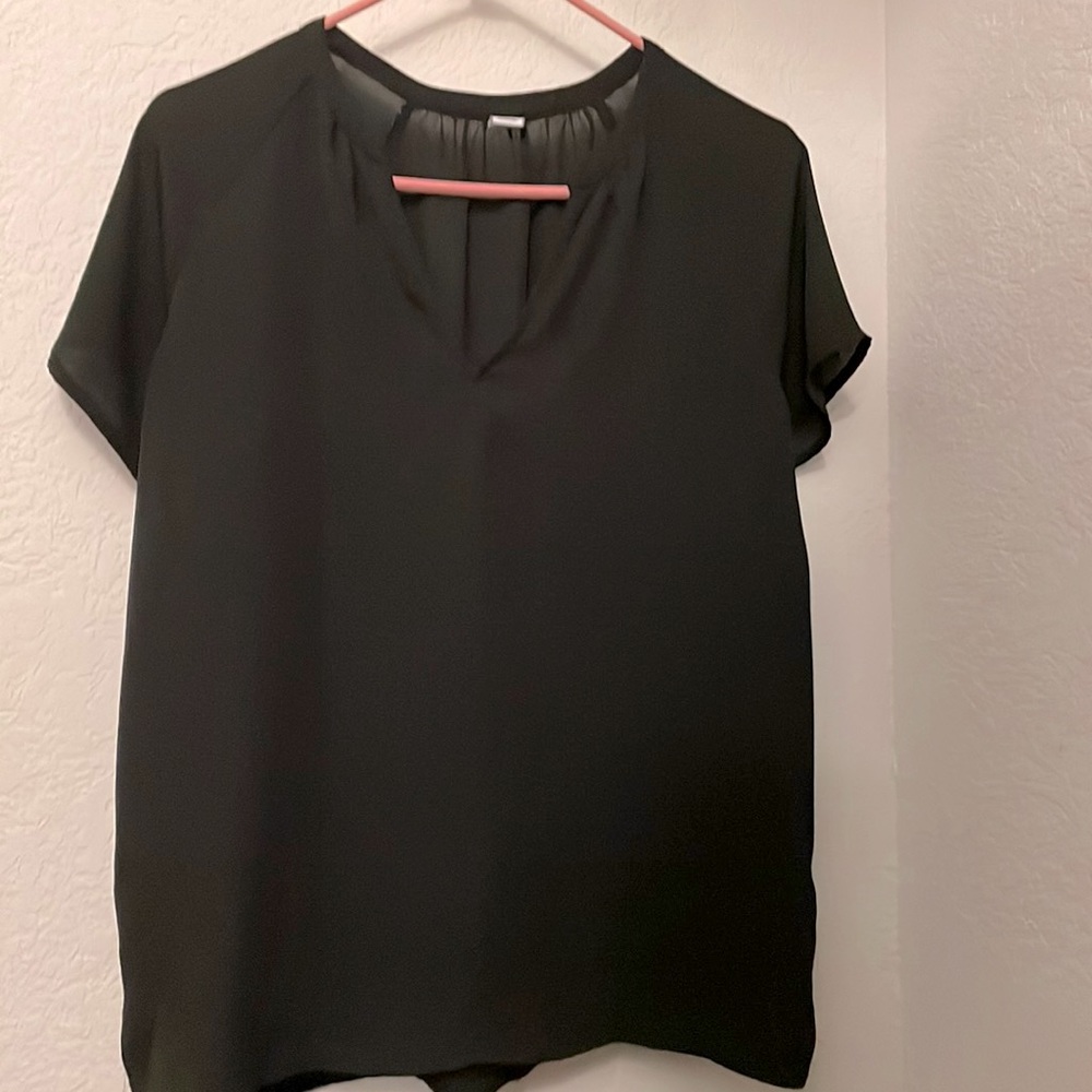 Black short sleeve blouse
